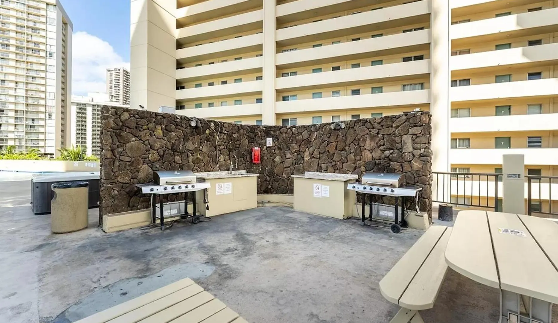 Diamond, Ocean, And Canal View Affordable Family House7Person Honolulu